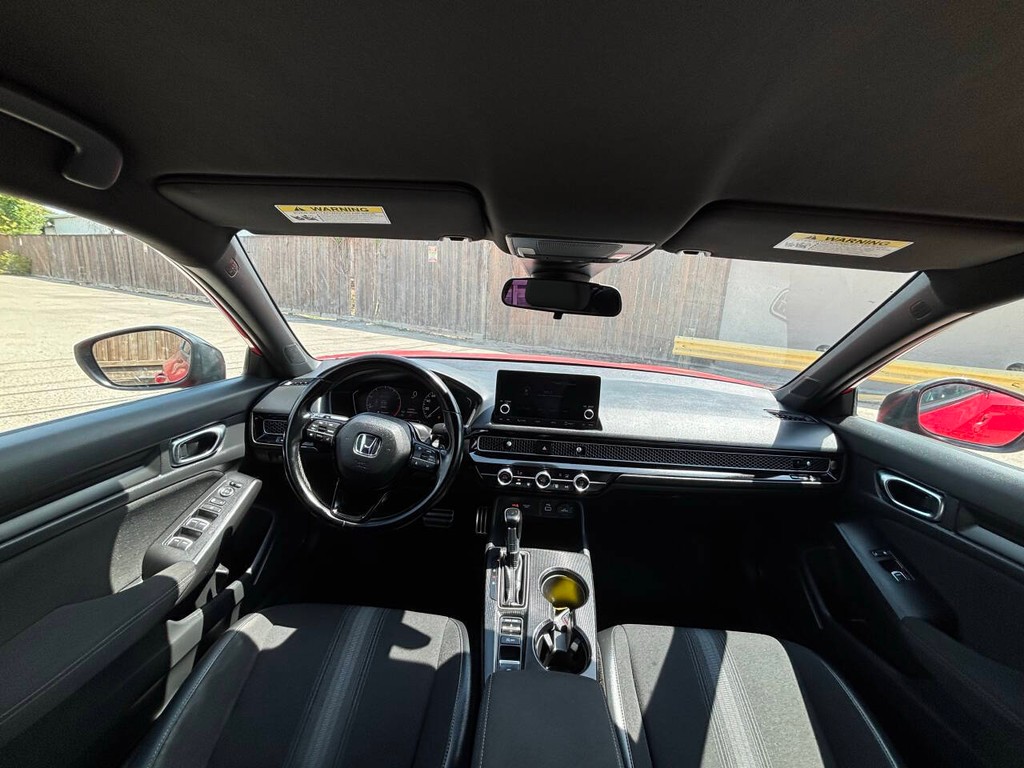 Honda Civic Vehicle Full-screen Gallery Image 18