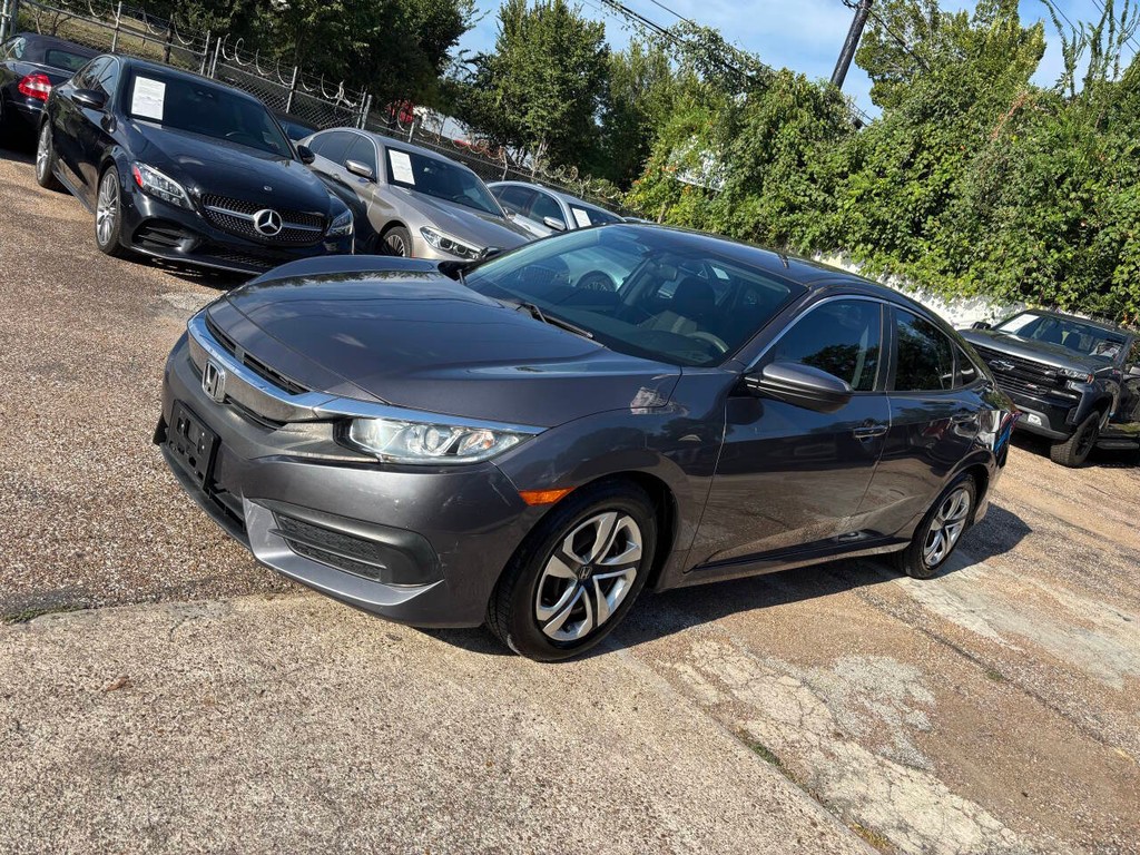 Honda Civic Vehicle Full-screen Gallery Image 03