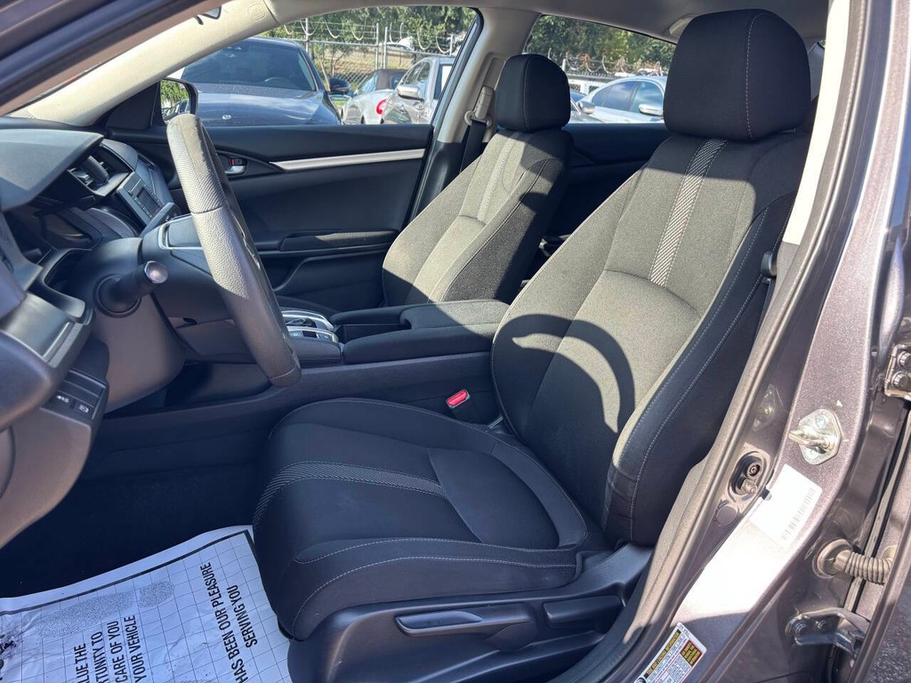 Honda Civic Vehicle Full-screen Gallery Image 08