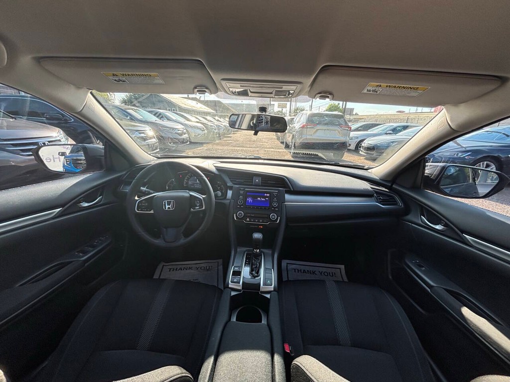 Honda Civic Vehicle Full-screen Gallery Image 17
