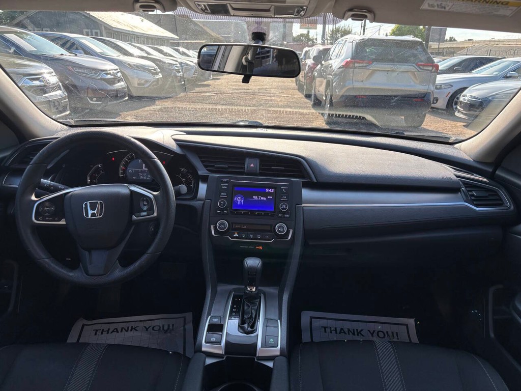 Honda Civic Vehicle Full-screen Gallery Image 18