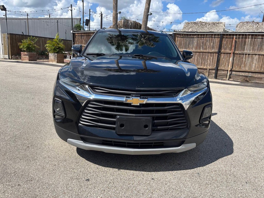 Chevrolet Blazer Vehicle Full-screen Gallery Image 02