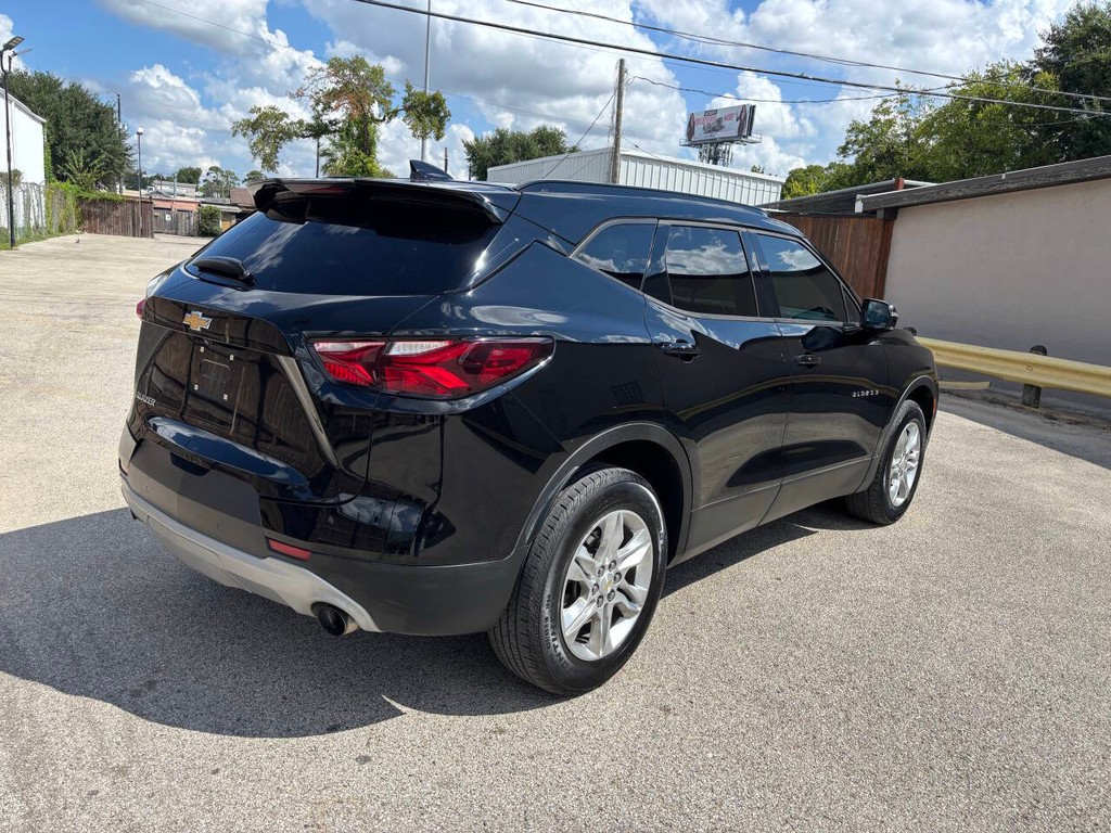 Chevrolet Blazer Vehicle Full-screen Gallery Image 07