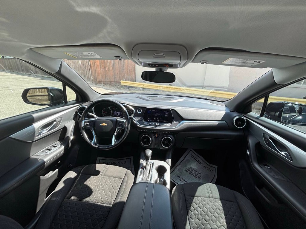 Chevrolet Blazer Vehicle Full-screen Gallery Image 18