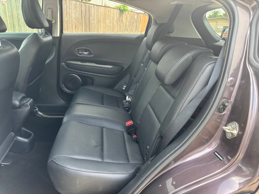 Honda HR-V Vehicle Full-screen Gallery Image 14