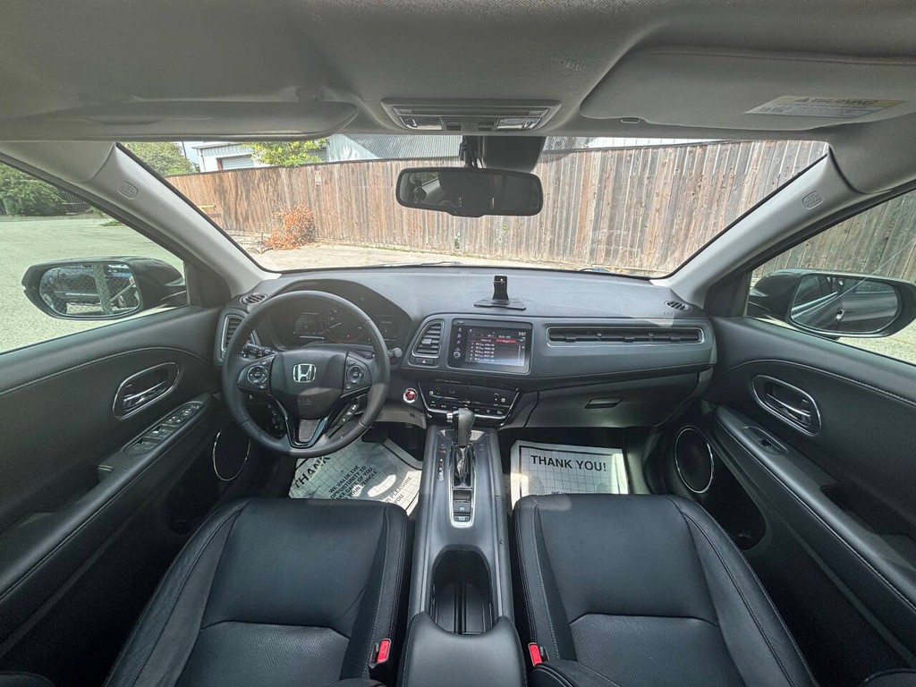 Honda HR-V Vehicle Full-screen Gallery Image 18