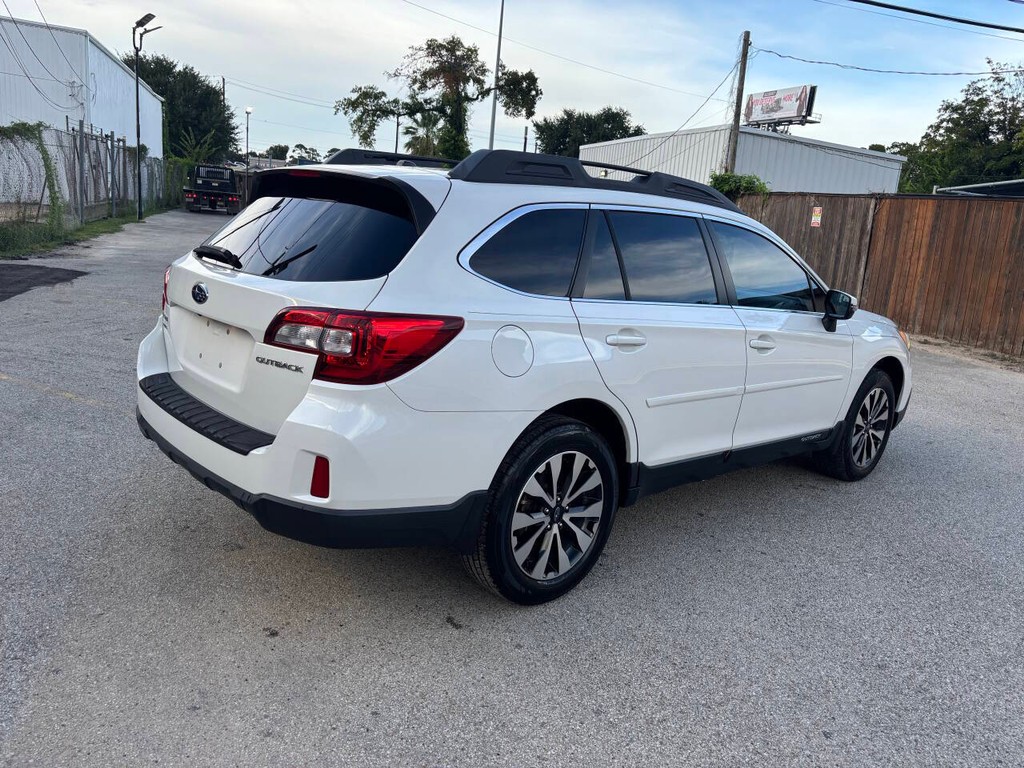 Subaru Outback Vehicle Full-screen Gallery Image 07