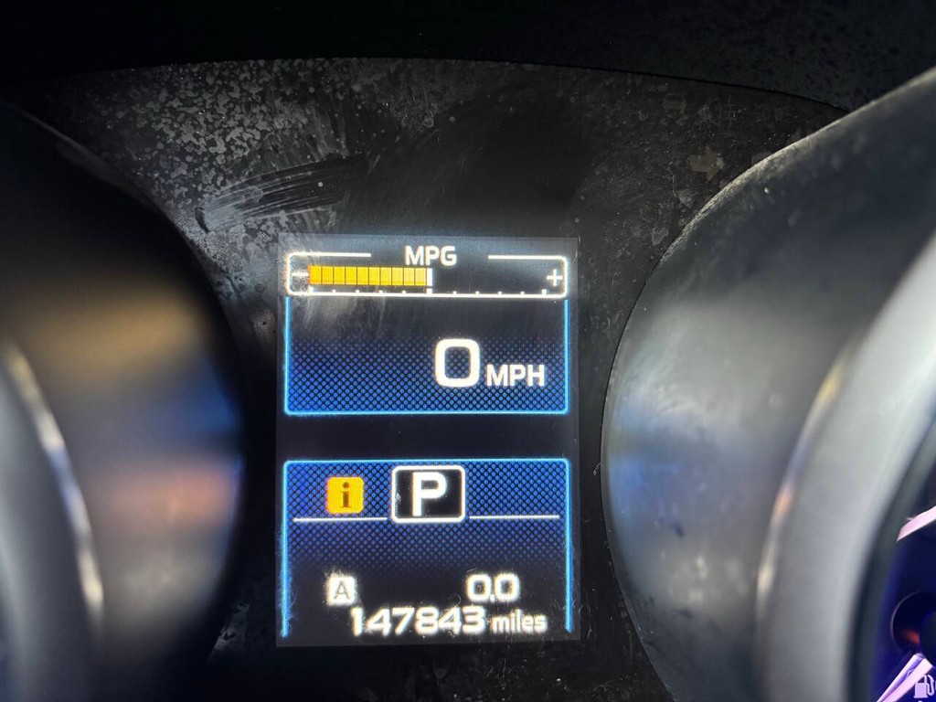 Subaru Outback Vehicle Full-screen Gallery Image 30