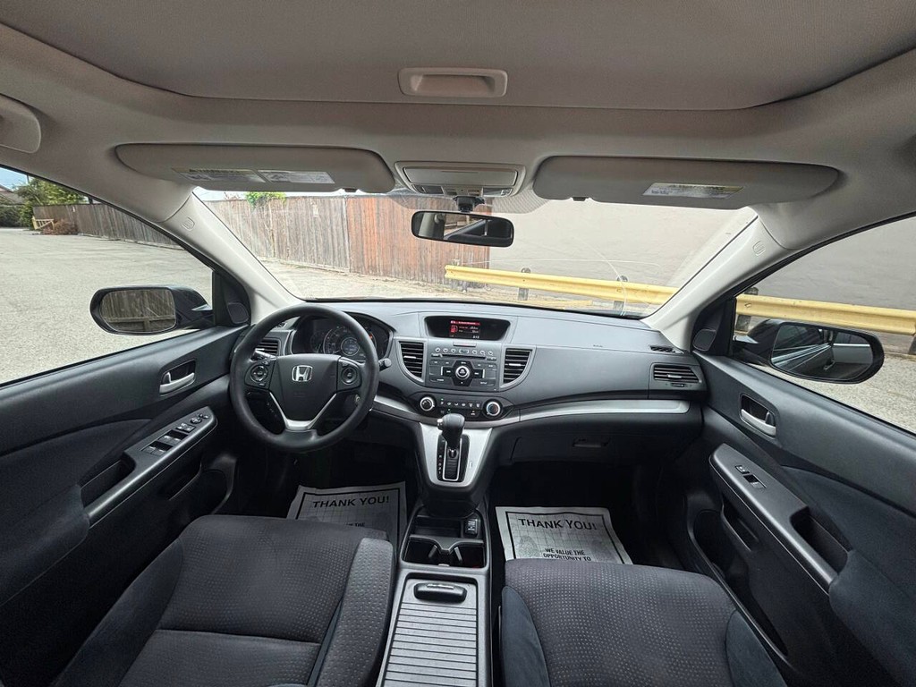 Honda CR-V Vehicle Full-screen Gallery Image 17
