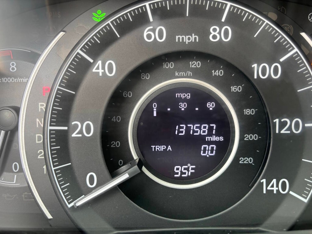 Honda CR-V Vehicle Full-screen Gallery Image 28