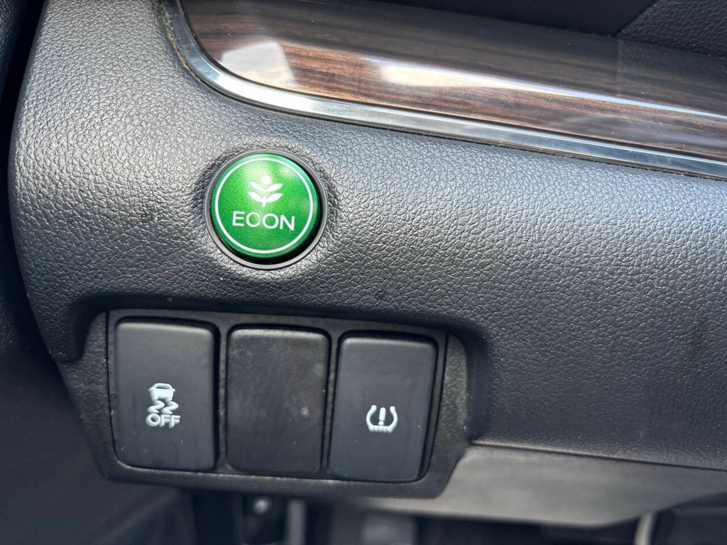 Honda CR-V Vehicle Full-screen Gallery Image 24