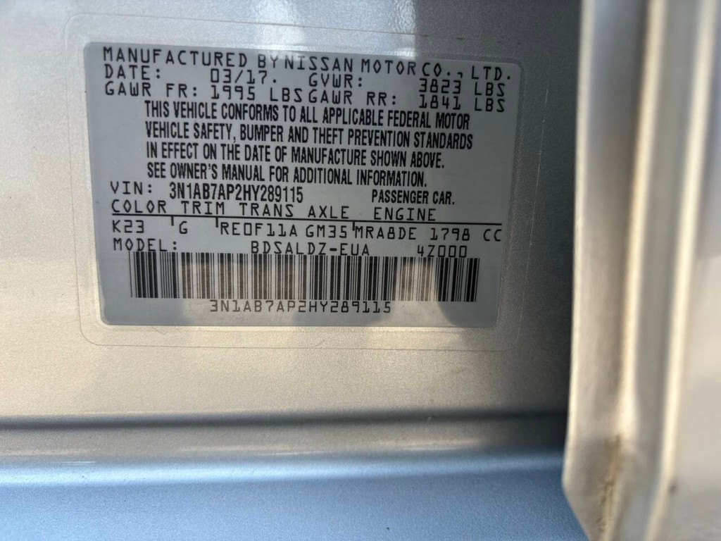Nissan Sentra Vehicle Full-screen Gallery Image 30