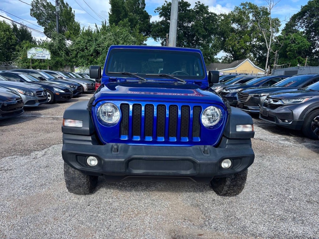 Jeep Wrangler Unlimited Vehicle Full-screen Gallery Image 03