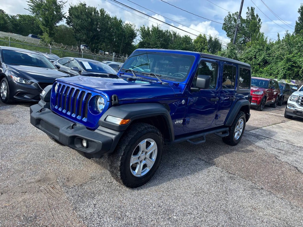 Jeep Wrangler Unlimited Vehicle Full-screen Gallery Image 04