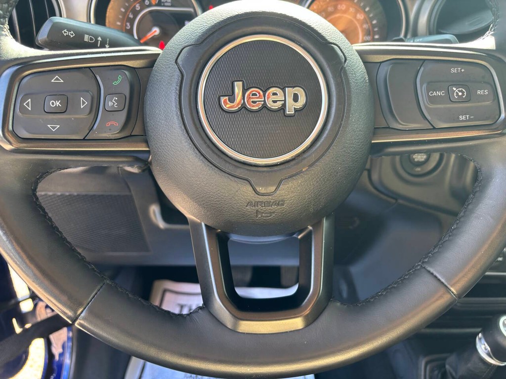 Jeep Wrangler Unlimited Vehicle Full-screen Gallery Image 25