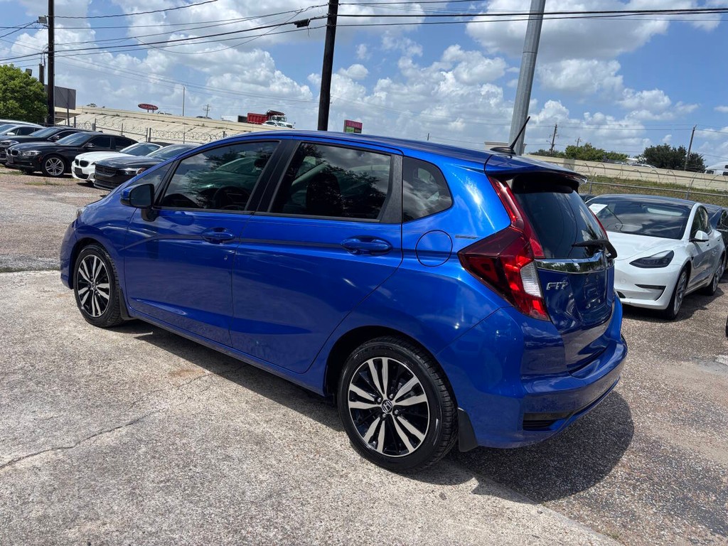 Honda Fit Vehicle Full-screen Gallery Image 04