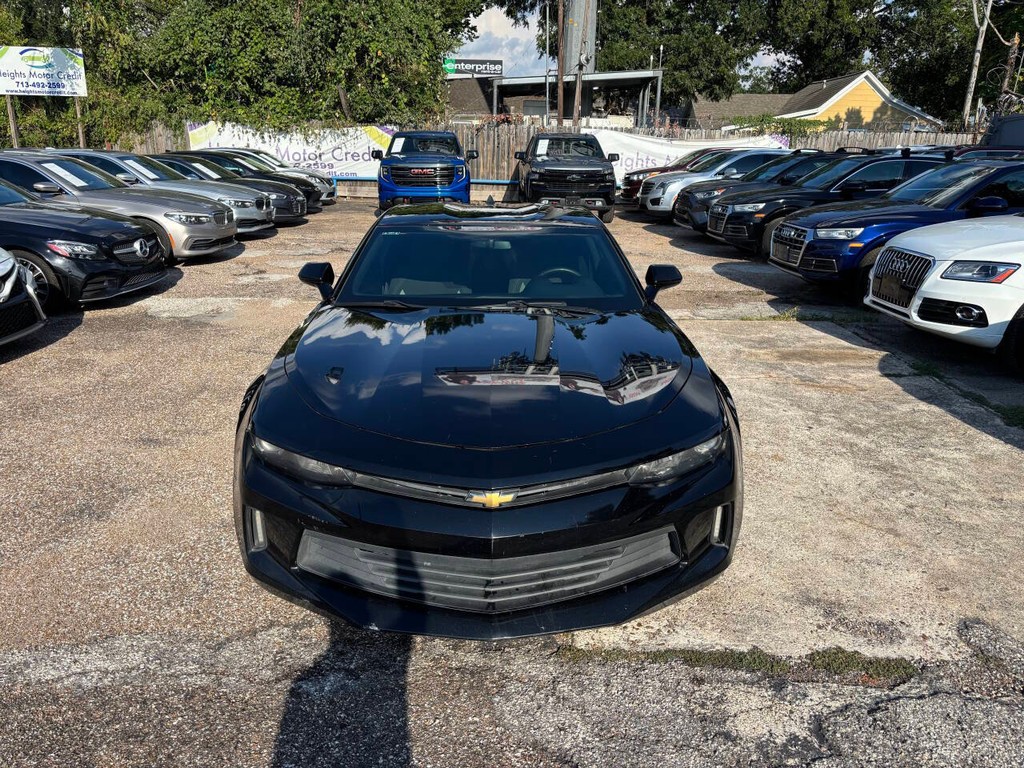 Chevrolet Camaro Vehicle Full-screen Gallery Image 03