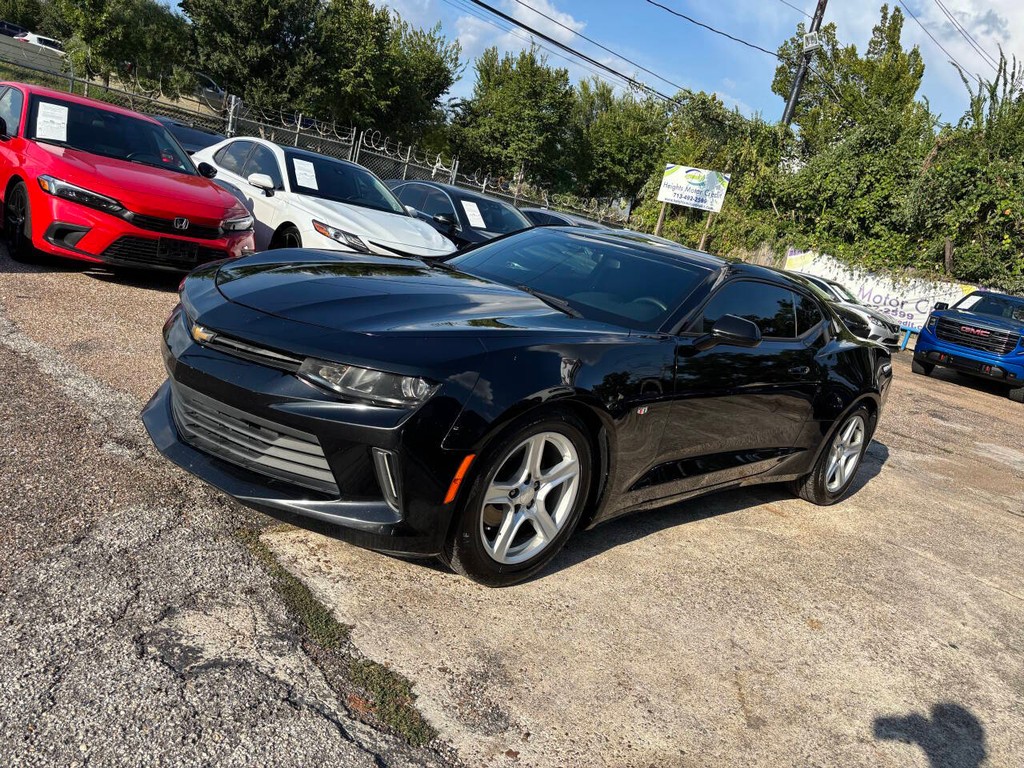 Chevrolet Camaro Vehicle Full-screen Gallery Image 04