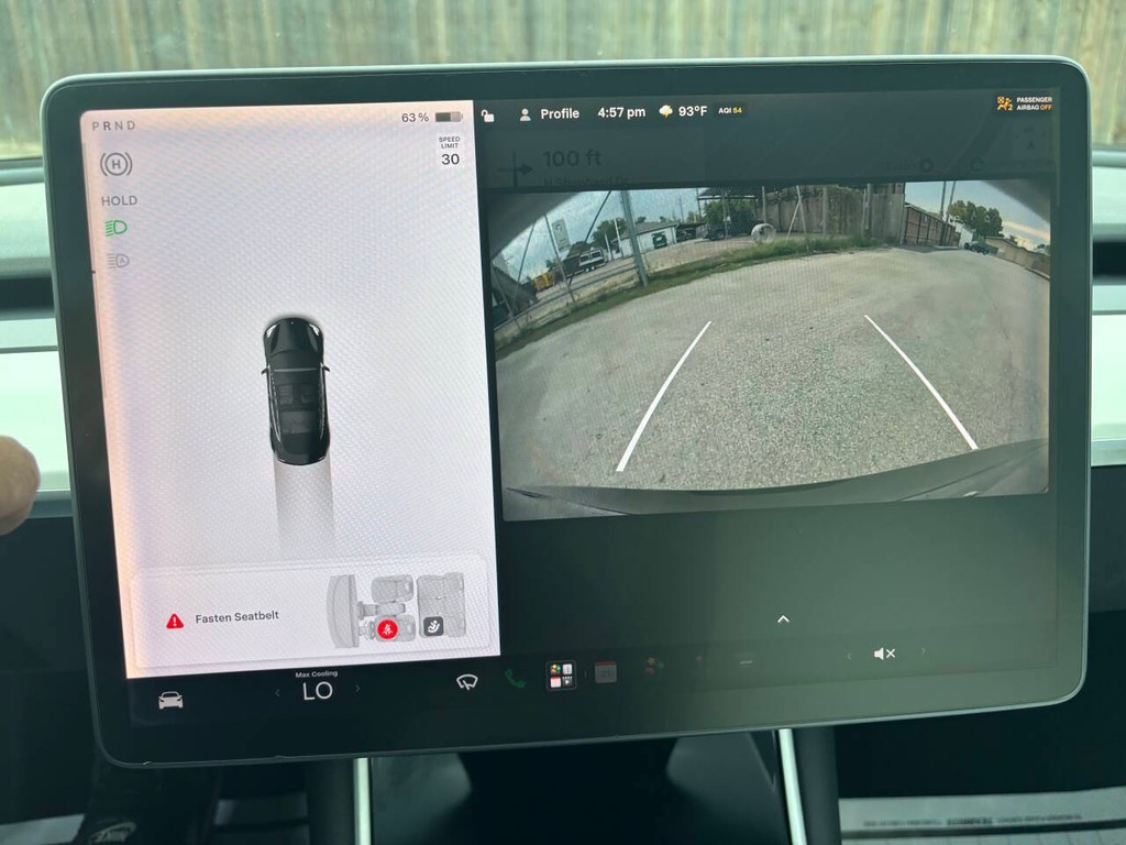 Tesla Model 3 Vehicle Full-screen Gallery Image 21