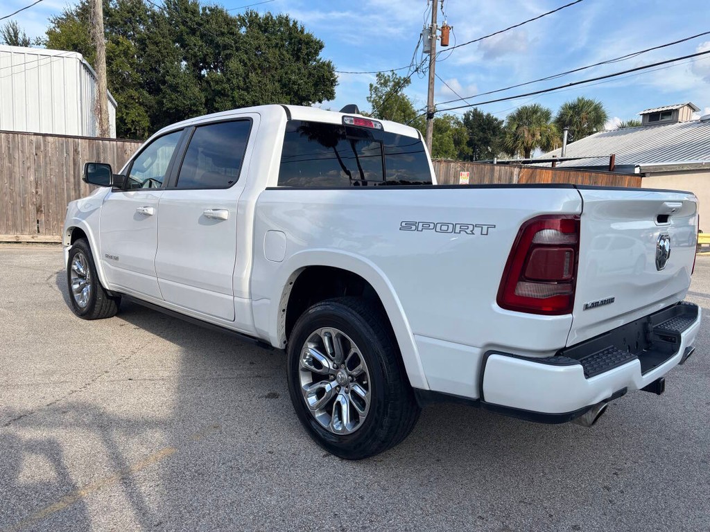 Ram 1500 Vehicle Full-screen Gallery Image 04