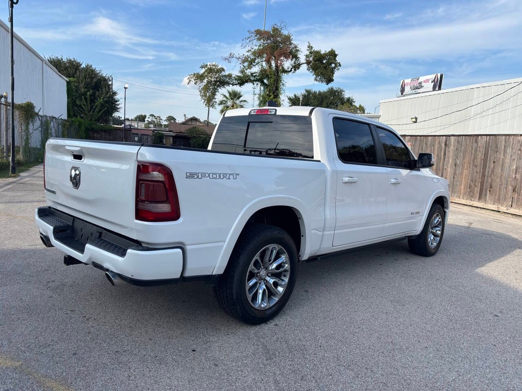 Ram 1500 Vehicle Full-screen Gallery Image 06