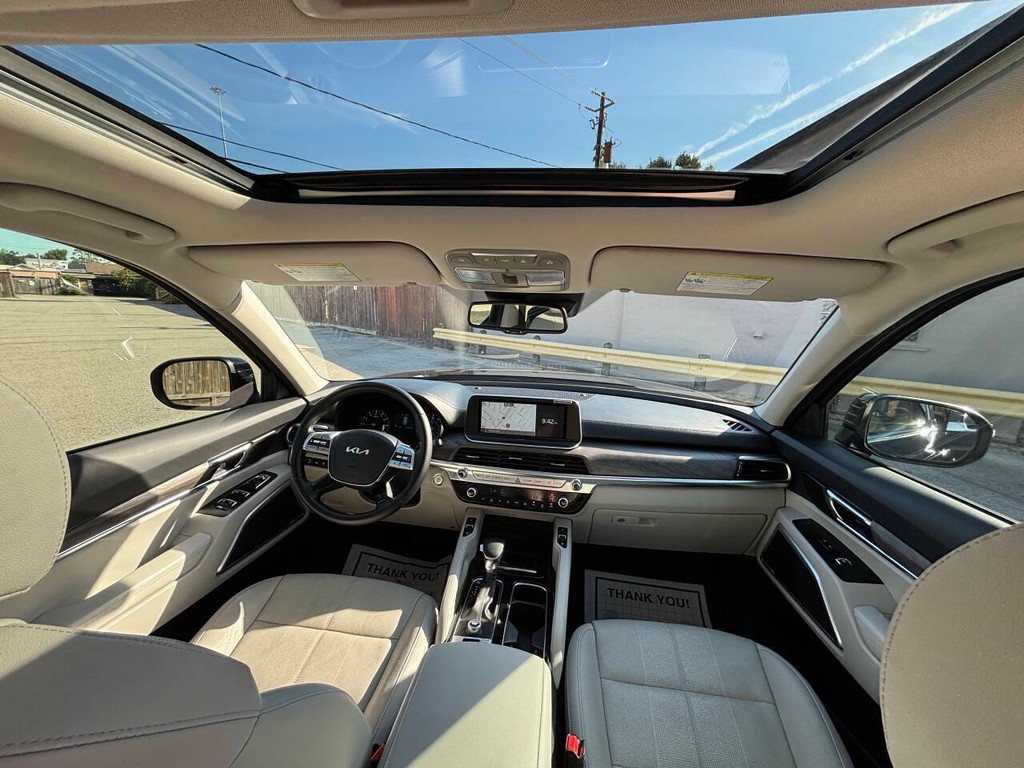 Kia Telluride Vehicle Full-screen Gallery Image 20