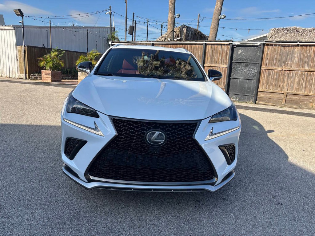 Lexus NX Vehicle Full-screen Gallery Image 02