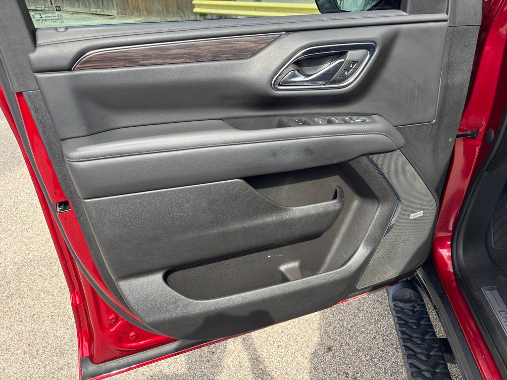 Chevrolet Tahoe Vehicle Full-screen Gallery Image 10