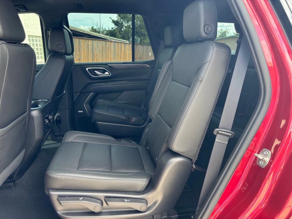 Chevrolet Tahoe Vehicle Full-screen Gallery Image 14