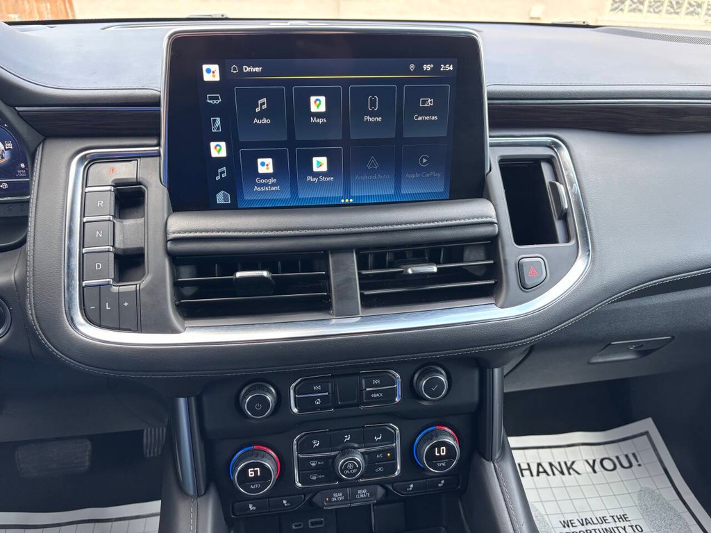 Chevrolet Tahoe Vehicle Full-screen Gallery Image 23