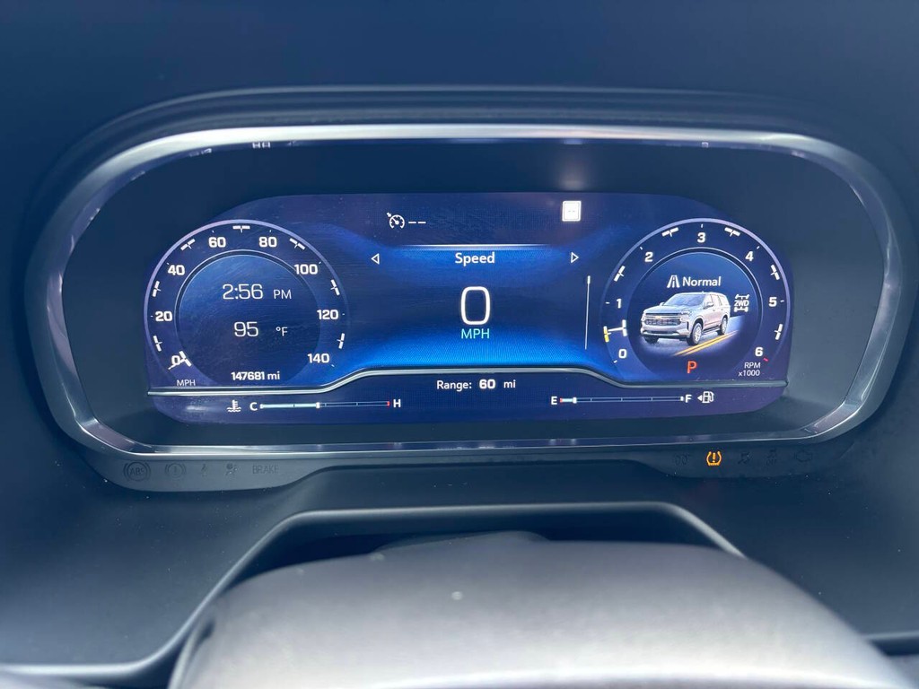 Chevrolet Tahoe Vehicle Full-screen Gallery Image 32