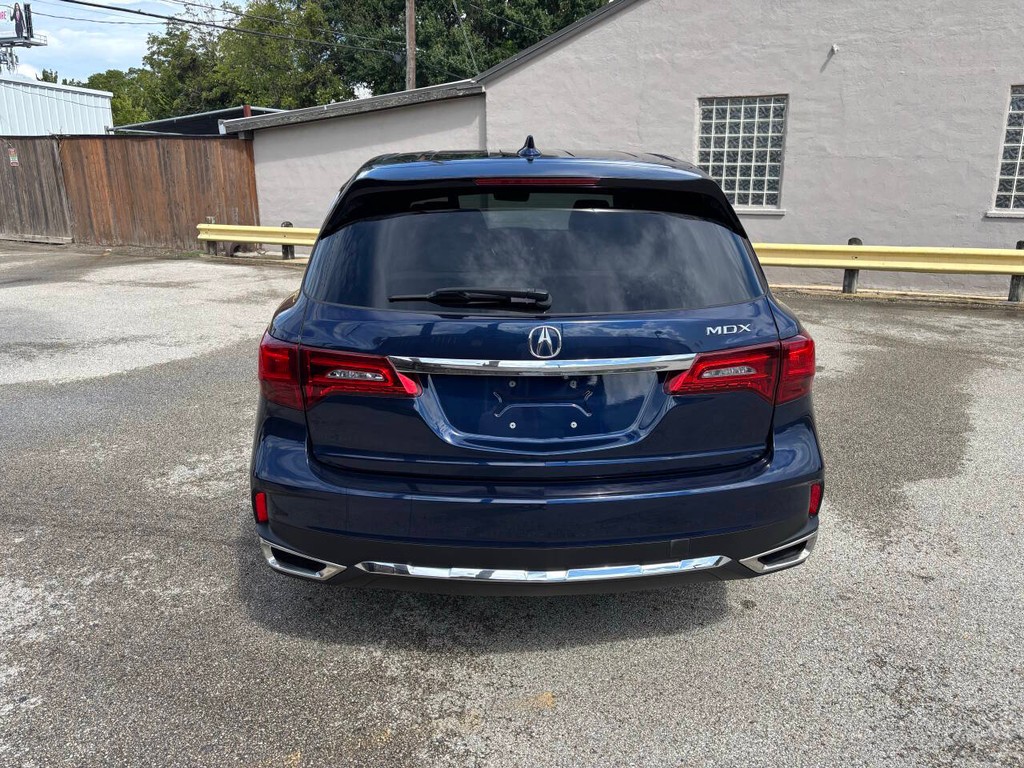 Acura MDX Vehicle Full-screen Gallery Image 06