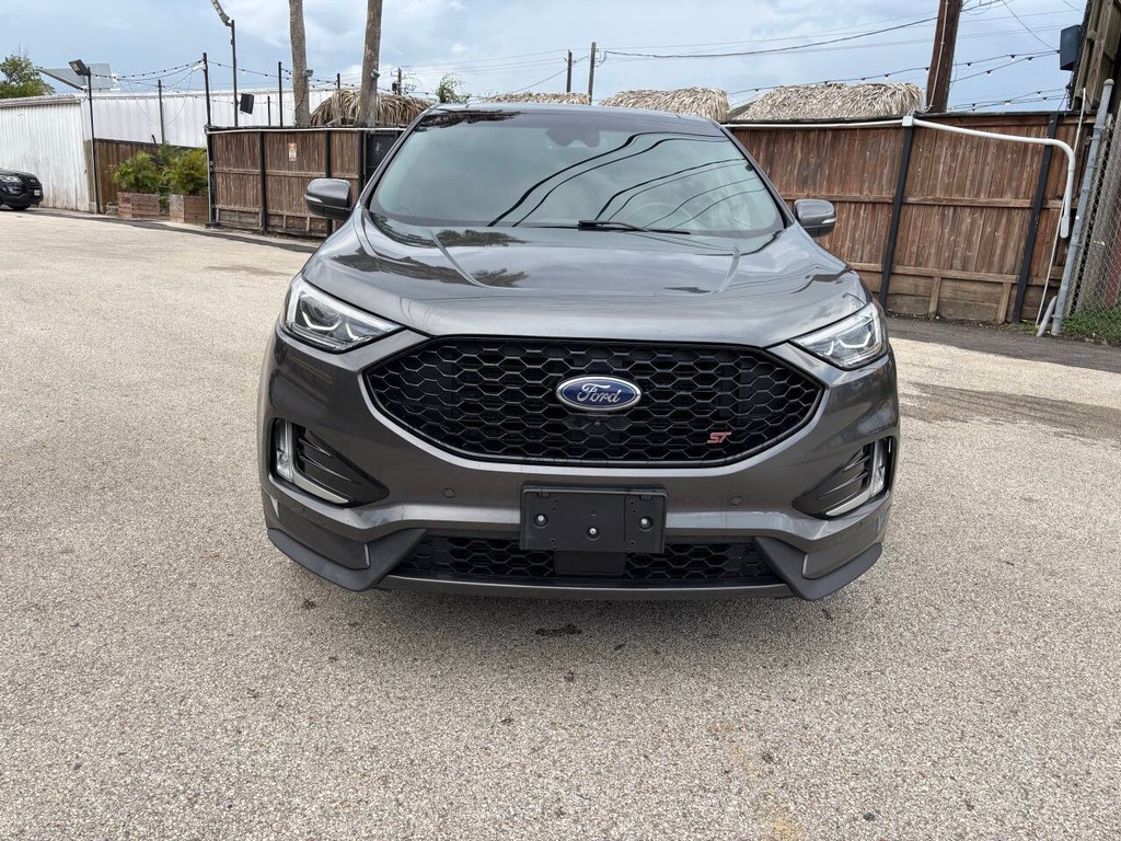 Ford Edge Vehicle Full-screen Gallery Image 03