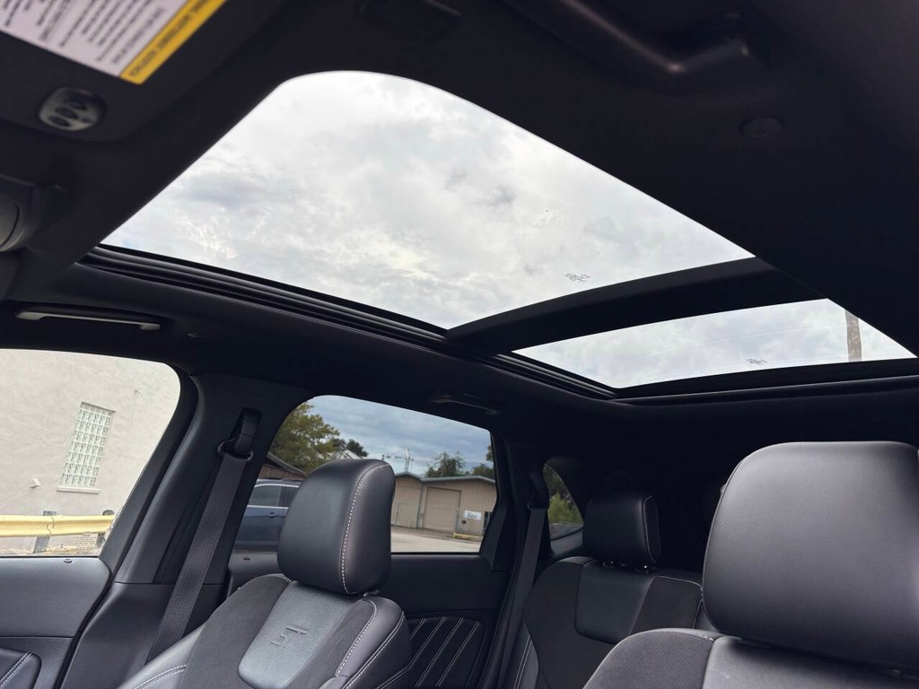 Ford Edge Vehicle Full-screen Gallery Image 28