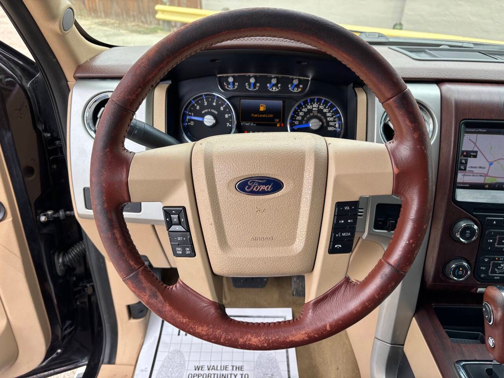 Ford F-150 Vehicle Full-screen Gallery Image 23