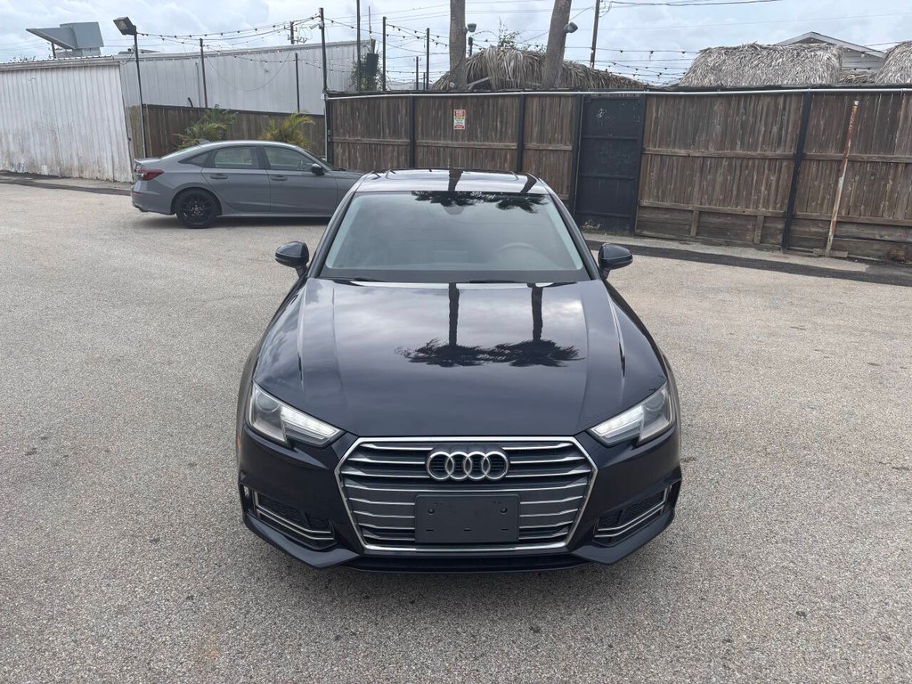 Audi A4 Vehicle Full-screen Gallery Image 02