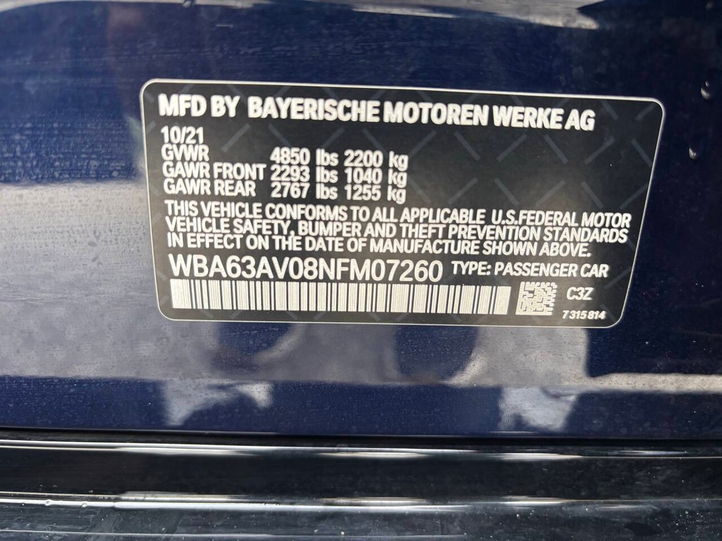 BMW 4 Series Vehicle Full-screen Gallery Image 31