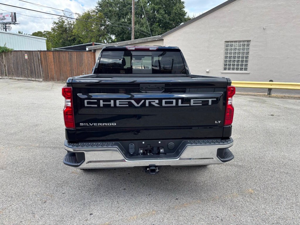 Chevrolet Silverado 1500 Vehicle Full-screen Gallery Image 06