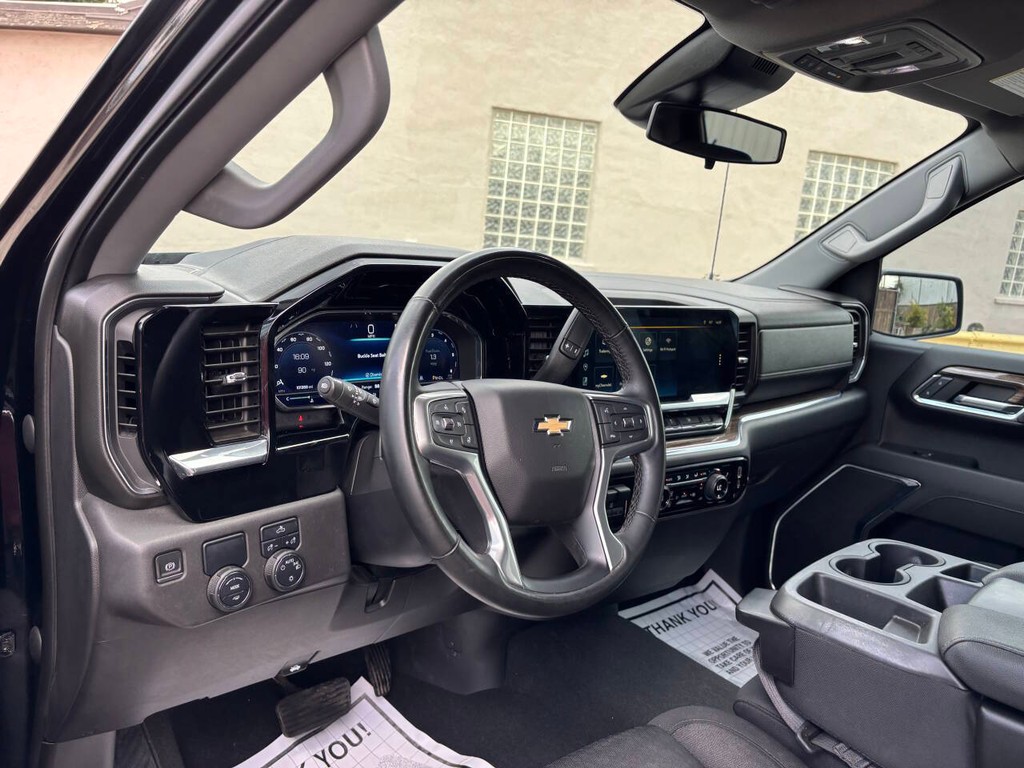 Chevrolet Silverado 1500 Vehicle Full-screen Gallery Image 08