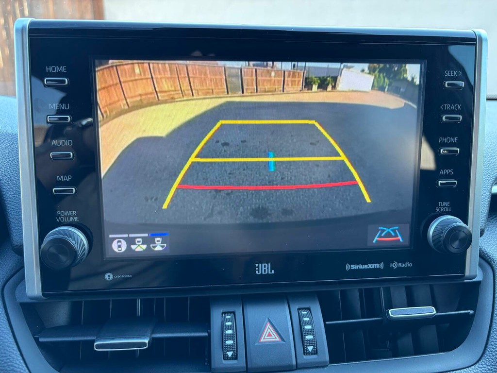 Toyota RAV4 Prime Vehicle Full-screen Gallery Image 25