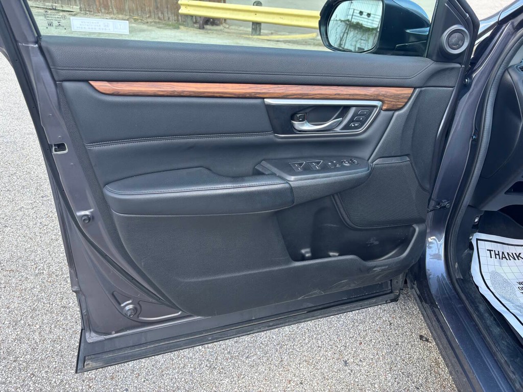 Honda CR-V Vehicle Full-screen Gallery Image 10