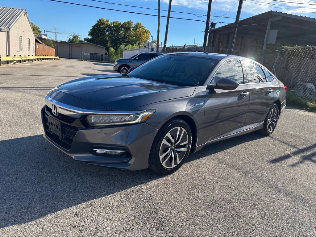 Honda Accord Hybrid Vehicle Full-screen Gallery Image 04