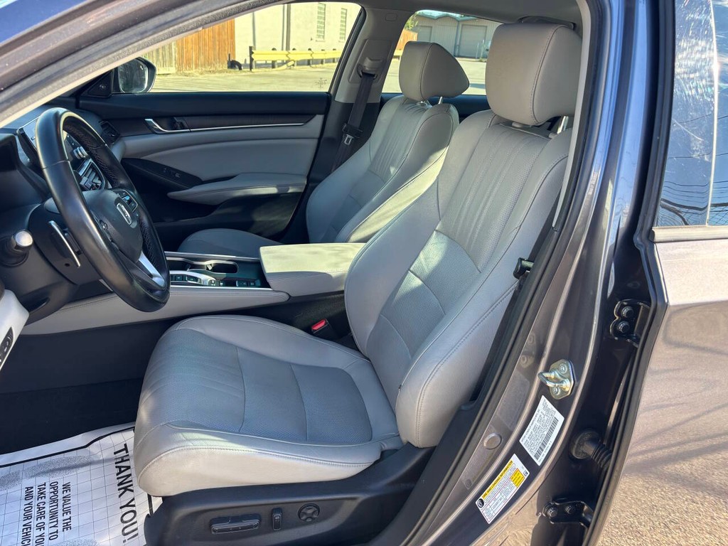 Honda Accord Hybrid Vehicle Full-screen Gallery Image 09
