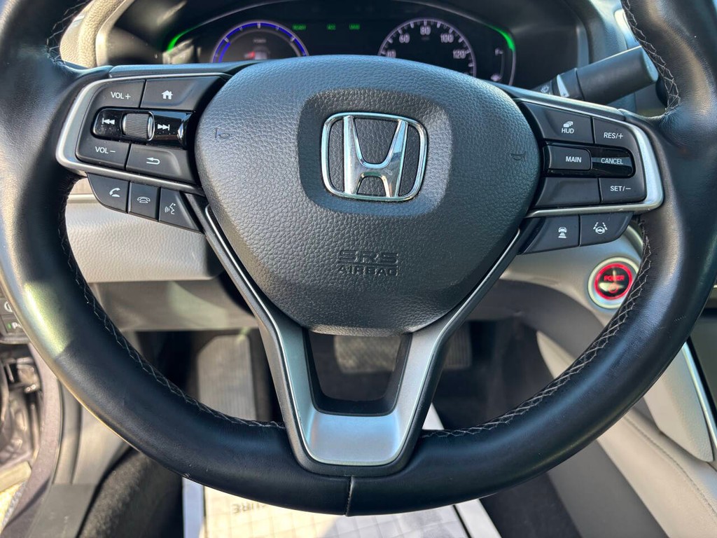 Honda Accord Hybrid Vehicle Full-screen Gallery Image 23