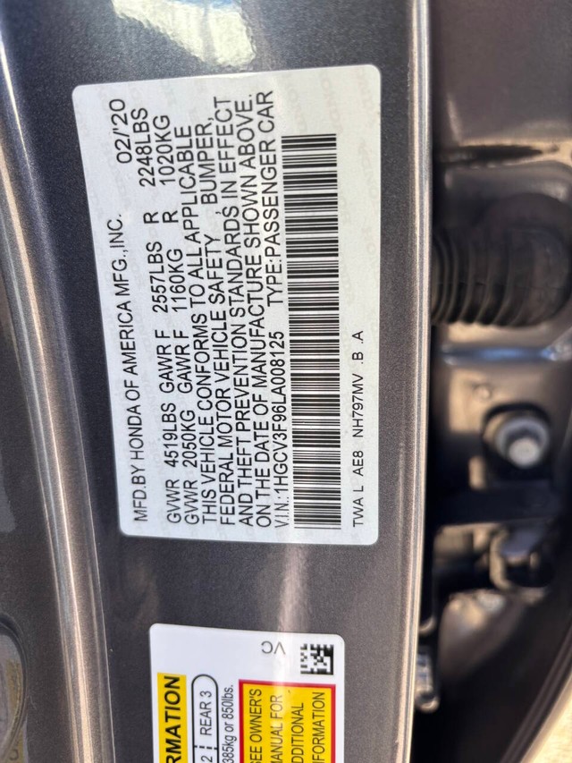 Honda Accord Hybrid Vehicle Full-screen Gallery Image 30