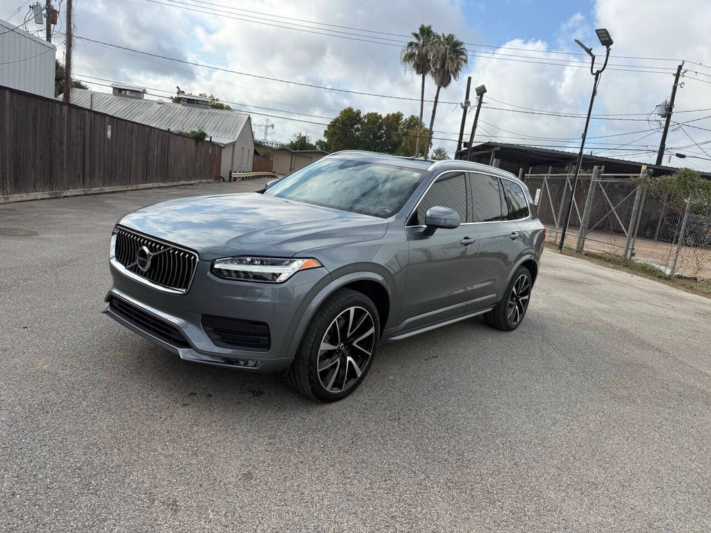 Volvo XC90 Vehicle Full-screen Gallery Image 04
