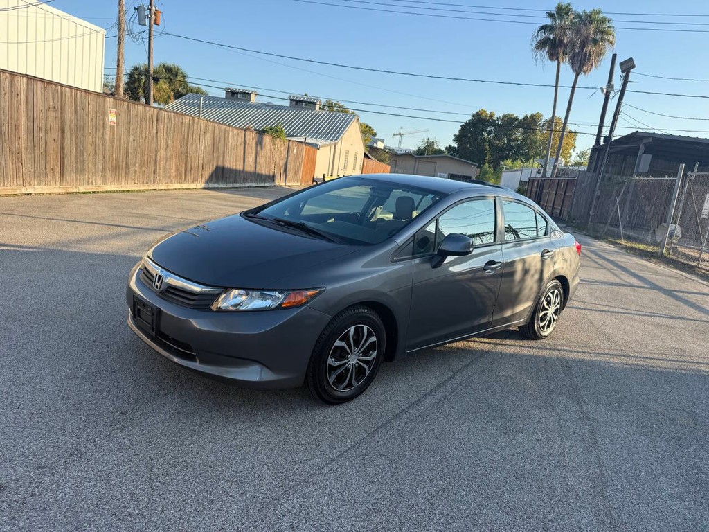 Honda Civic Sedan Vehicle Full-screen Gallery Image 03