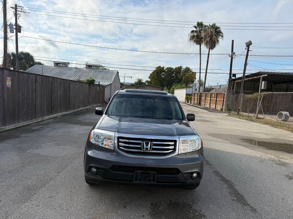 Honda Pilot Vehicle Full-screen Gallery Image 03