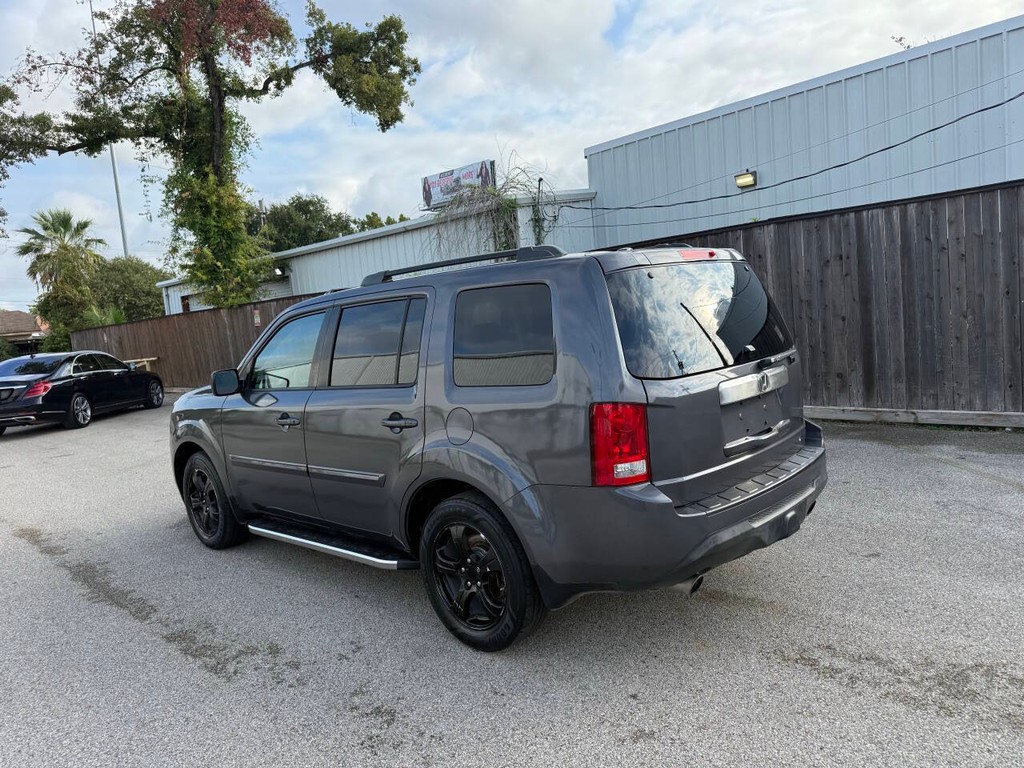 Honda Pilot Vehicle Full-screen Gallery Image 05