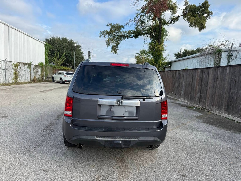 Honda Pilot Vehicle Full-screen Gallery Image 06